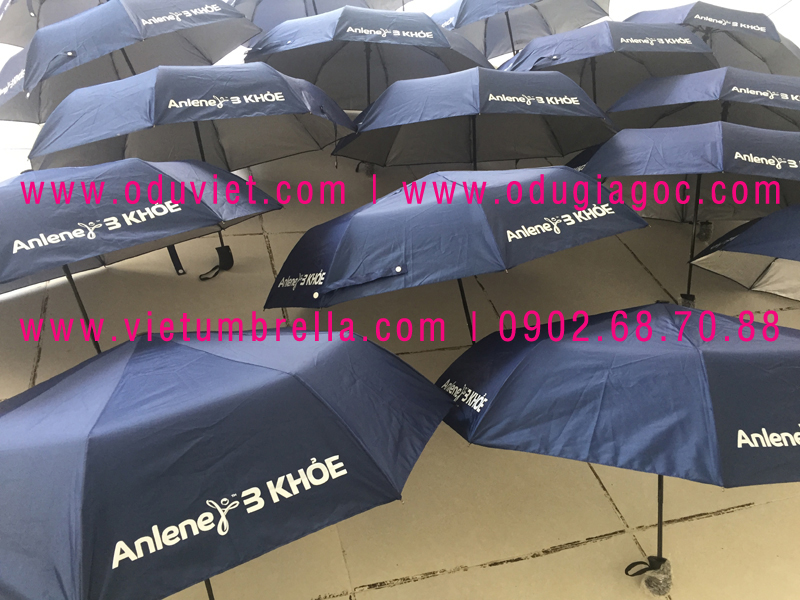 xưởng sản xuất ô dù cầm tay in logo quảng cáo